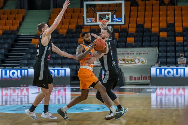 防守稳定性 防守稳定性