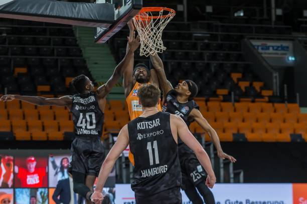 否及时登场 否及时登场